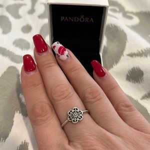 Beautiful flower Pandora ring size 8 925 Silver
